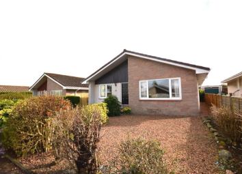 Bungalow For Sale in Dunfermline