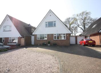 Detached house For Sale in Orpington