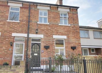 Semi-detached house For Sale in Enfield