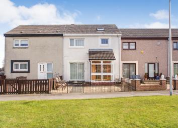 Terraced house For Sale in Leven