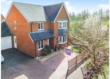 Detached house For Sale in Maidstone