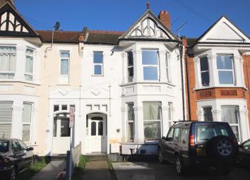 Flat For Sale in Southend-on-Sea