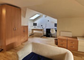 Maisonette To Rent in Reading