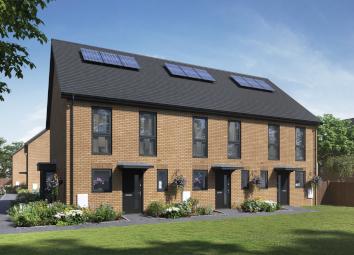 End terrace house For Sale in Grays