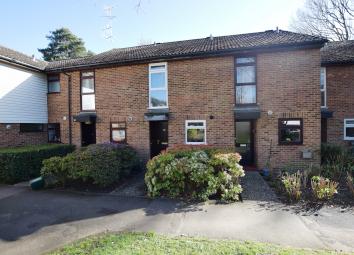 Terraced house For Sale in Aldershot