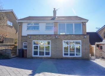 Detached house For Sale in Stalybridge