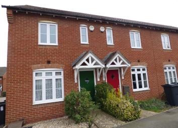 Terraced house To Rent in Ashford