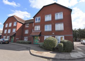Flat For Sale in Epsom