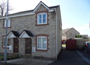 Semi-detached house To Rent in Llanelli