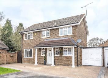 Detached house For Sale in Camberley