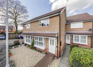 Terraced house For Sale in Bracknell