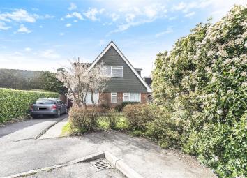 Detached house For Sale in Wokingham