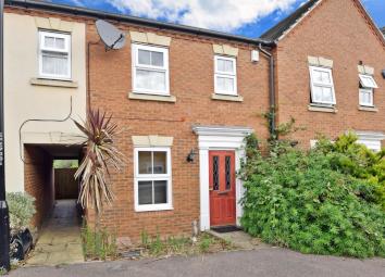 Terraced house To Rent in Sittingbourne