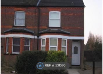 End terrace house To Rent in Luton