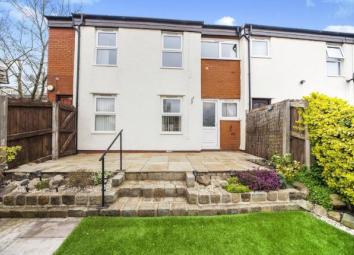 Flat For Sale in Chorley