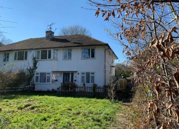Maisonette For Sale in Horley