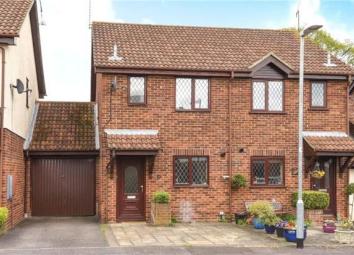 Semi-detached house For Sale in Sandhurst