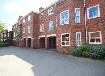 Flat For Sale in Newton-Le-Willows