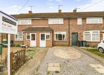 Terraced house For Sale in Redhill