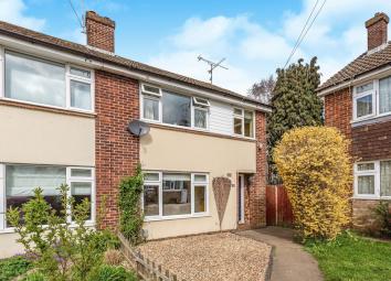 Semi-detached house For Sale in Leighton Buzzard