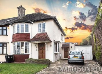 Semi-detached house For Sale in Chigwell