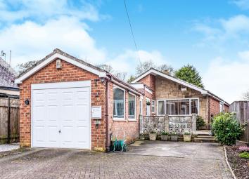 Detached bungalow For Sale in Hull