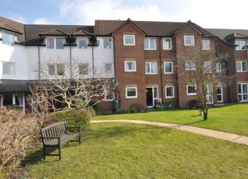 Flat For Sale in Hailsham