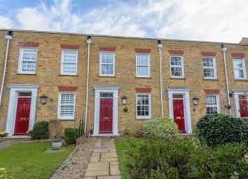 Terraced house For Sale in Southend-on-Sea