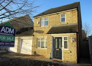 Link-detached house For Sale in Huddersfield