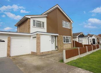 Detached house For Sale in Canvey Island