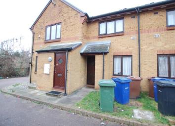Terraced house To Rent in Grays
