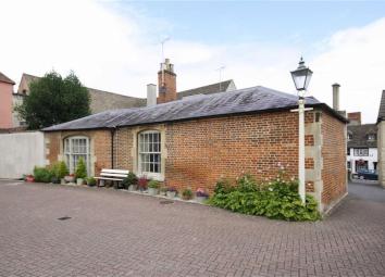 Bungalow For Sale in Chippenham