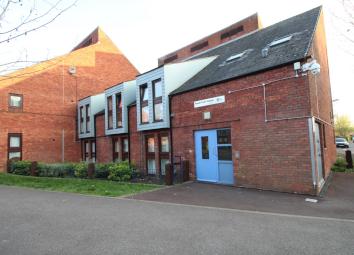 Flat For Sale in Aylesbury