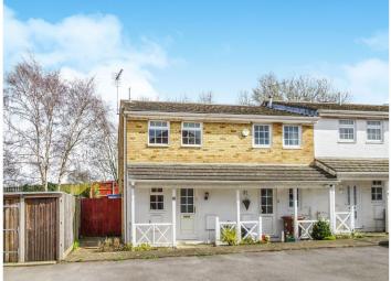 End terrace house For Sale in Chatham