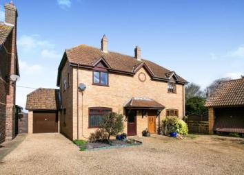 Semi-detached house For Sale in Biggleswade