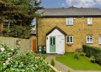 Terraced house For Sale in Sutton