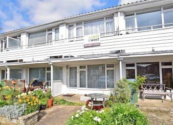 Terraced house For Sale in Pulborough