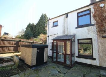 Terraced house For Sale in Rochdale