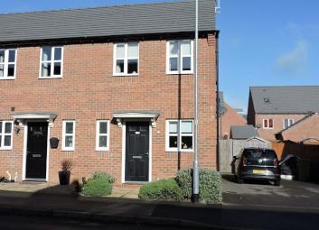 Town house For Sale in Mansfield