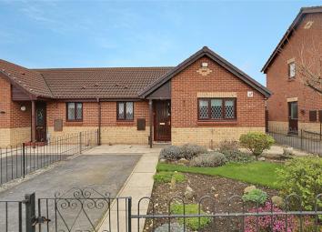 Bungalow For Sale in Hull