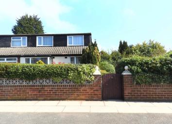 Semi-detached bungalow For Sale in Liverpool