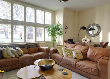 Town house For Sale in Retford