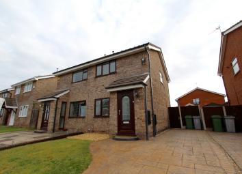 Semi-detached house To Rent in Wirral