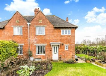 Semi-detached house For Sale in Marlborough