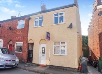 End terrace house For Sale in Winsford