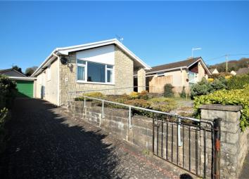 Detached bungalow For Sale in Caldicot