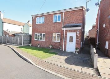 Detached house To Rent in Goole