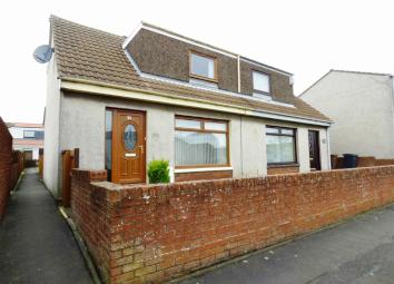Semi-detached house For Sale in Leven