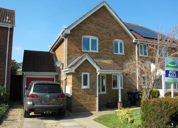 Semi-detached house For Sale in Gillingham