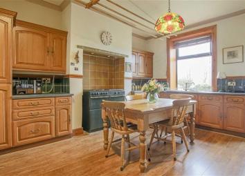 Cottage For Sale in Burnley